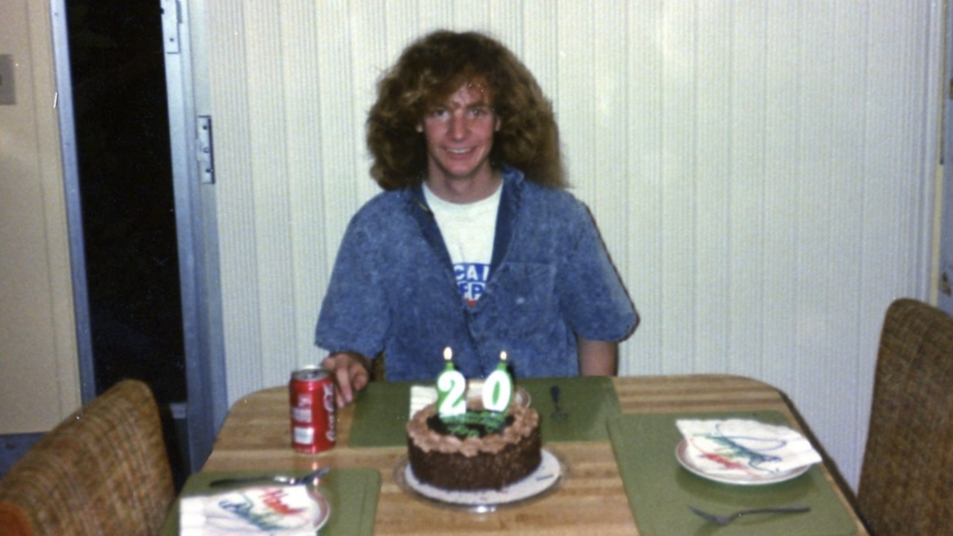 Um Assassino entre Amigos : Amizade Disfarçada