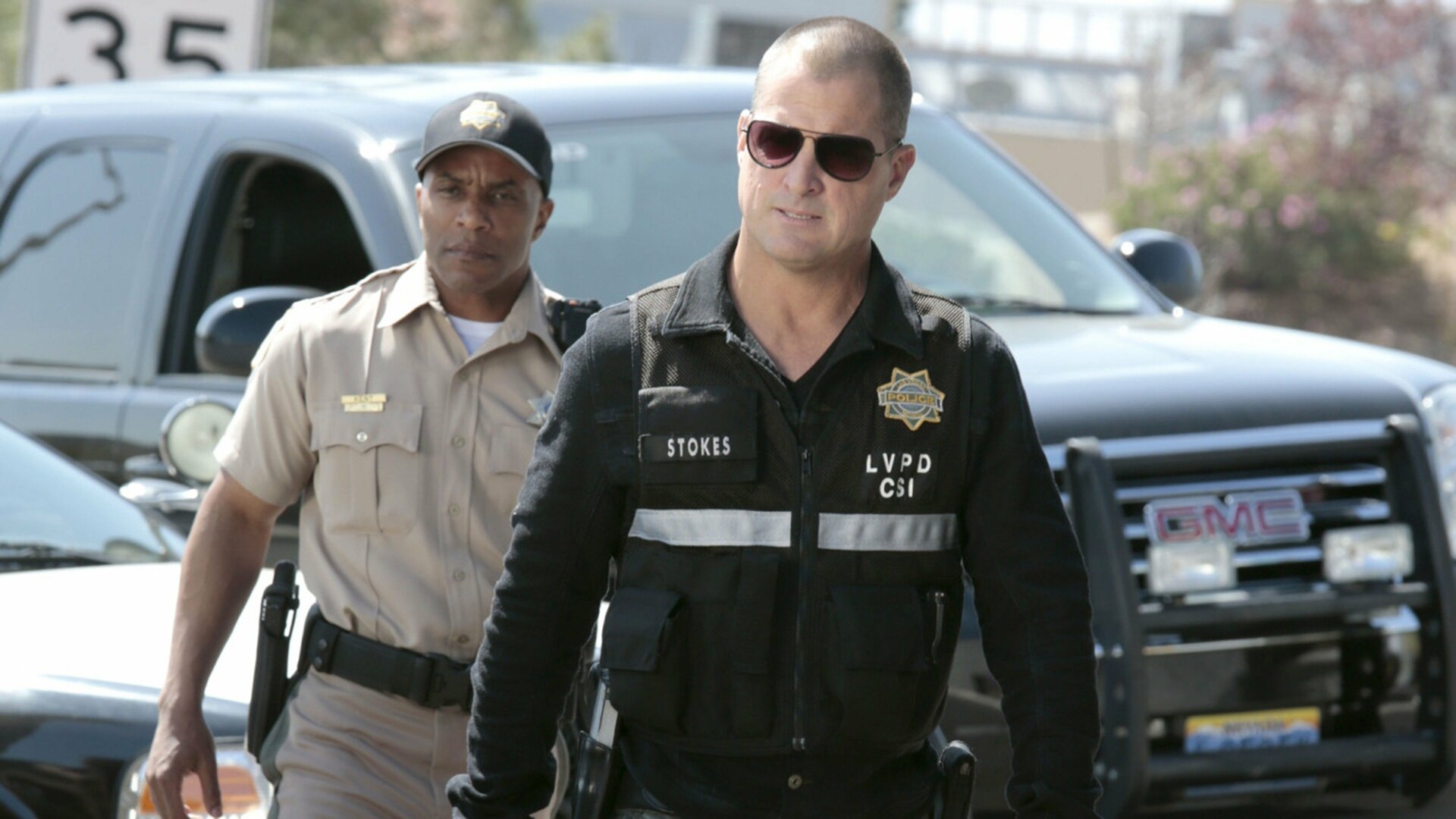 CSI : Dead in His Tracks