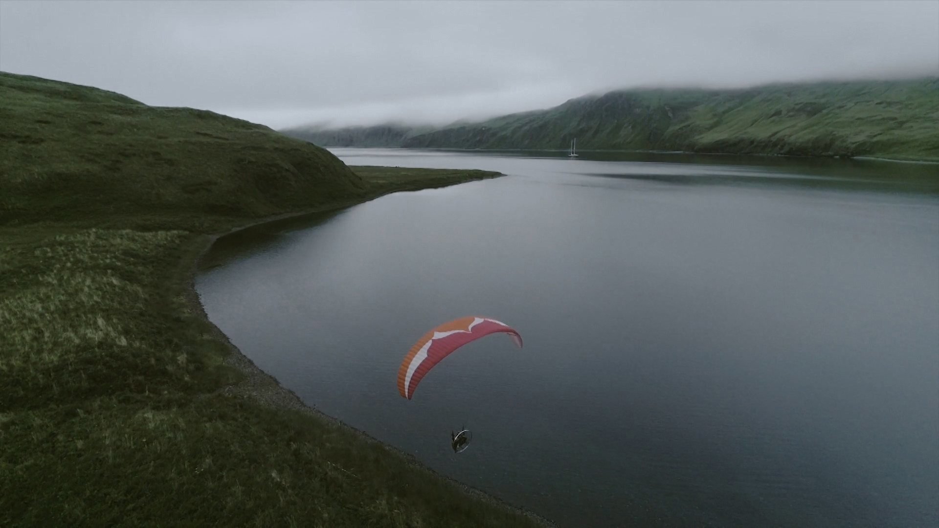 O Mundo Inexplorado : Surfe Após a Tempestade