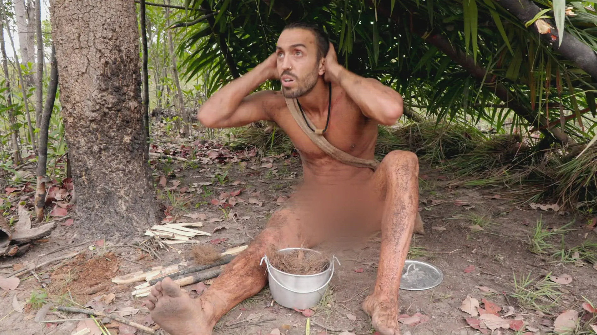 Largados e Pelados - Latinos : Chuva Implacável