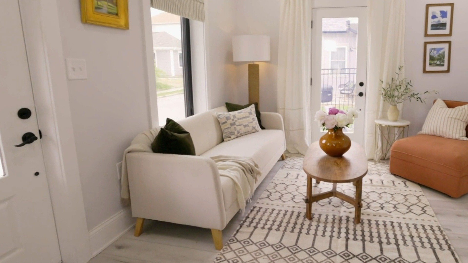 Reforma em Família com Karen e Mina : Renascida das Cinzas