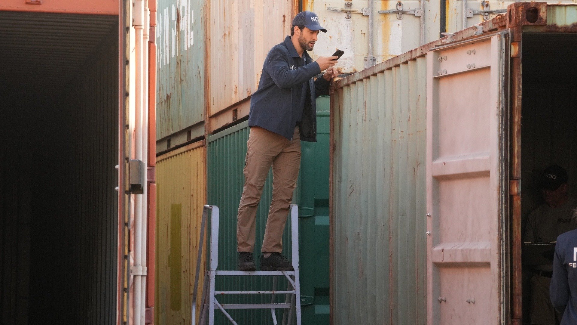 NCIS: Hawai'i : Lost