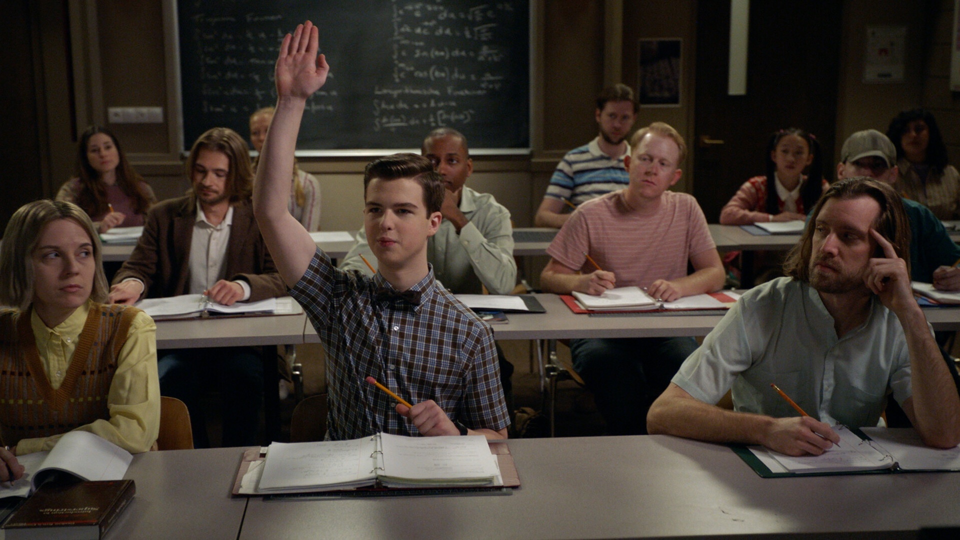 Young Sheldon : A Roulette Wheel and a Piano Playing Dog