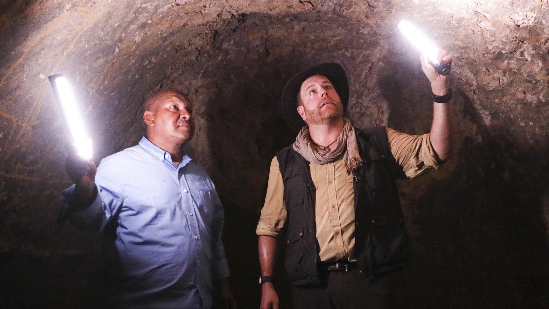 Rumo ao Desconhecido : O Mistério da Pirâmide Afundada