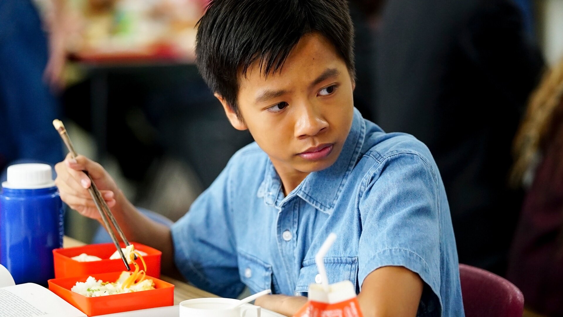Young Sheldon : Rockets, Communists, and the Dewey Decimal System