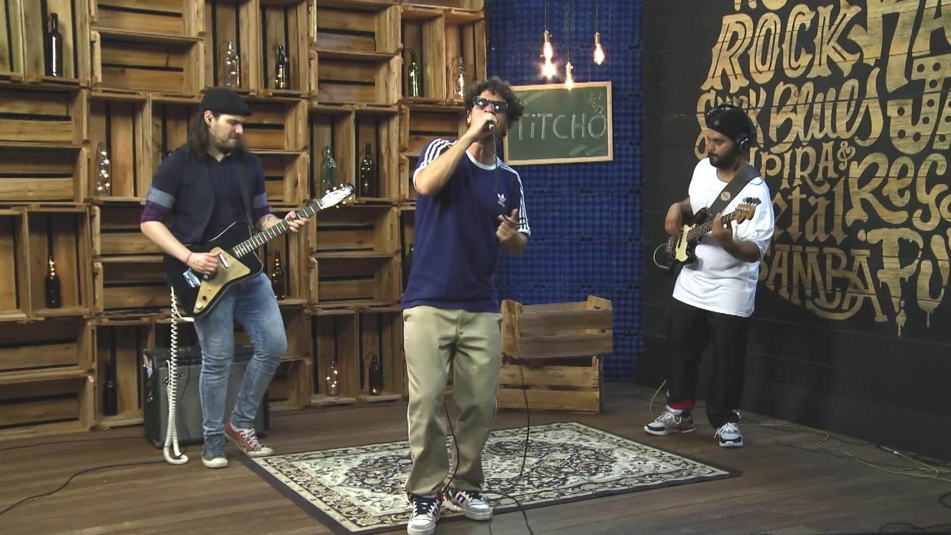 Som e Prosa : Titcho Looper
