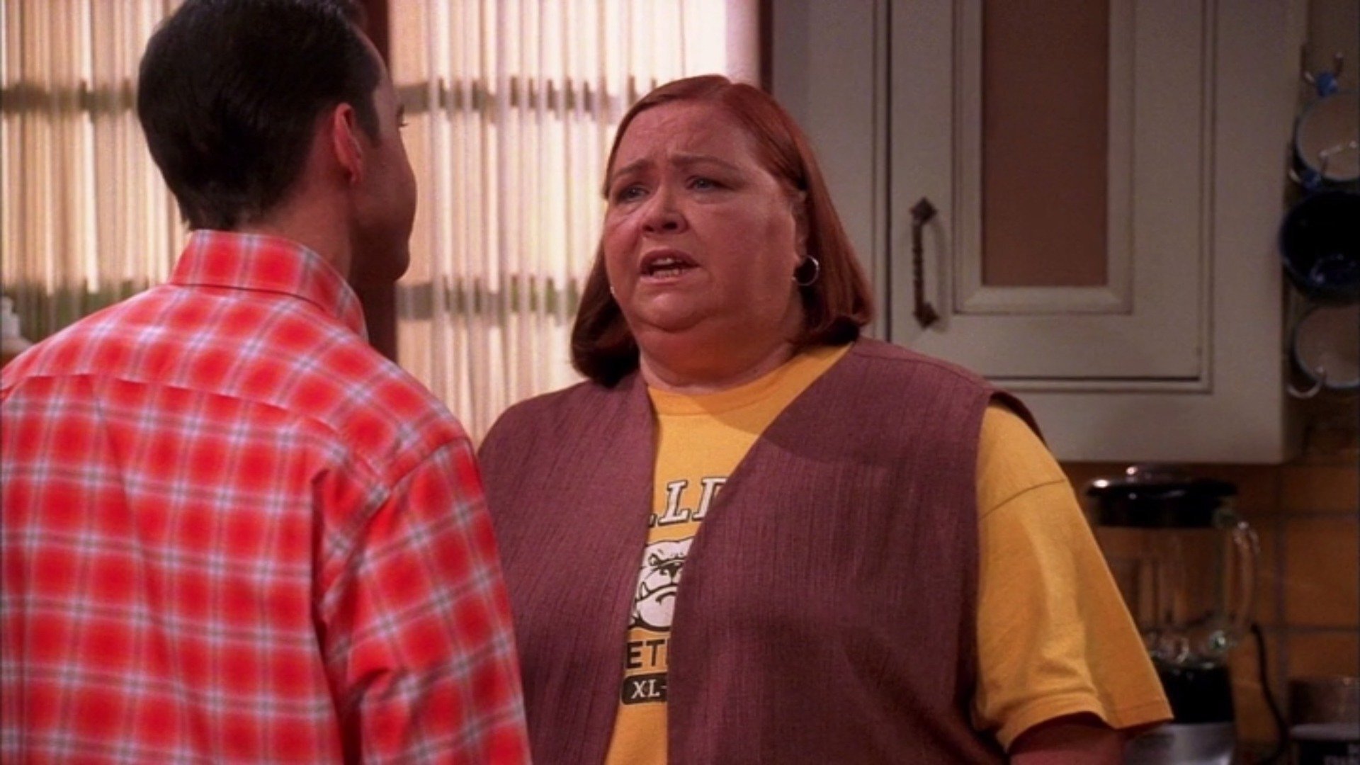 Two and a Half Men : Your Dismissive Attitude Toward Boobs